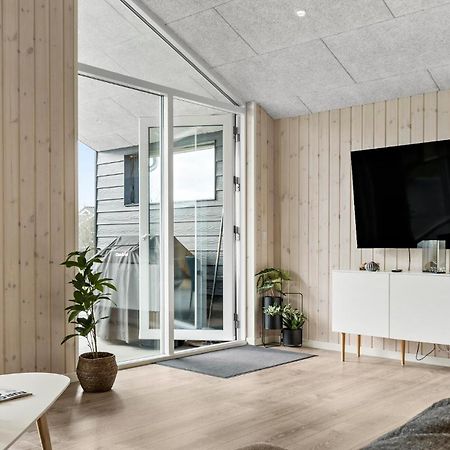 Beautiful Home In Tarm With Sauna Extérieur photo