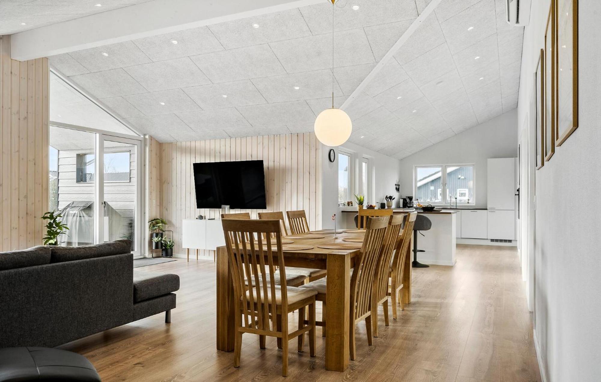 Beautiful Home In Tarm With Sauna Extérieur photo